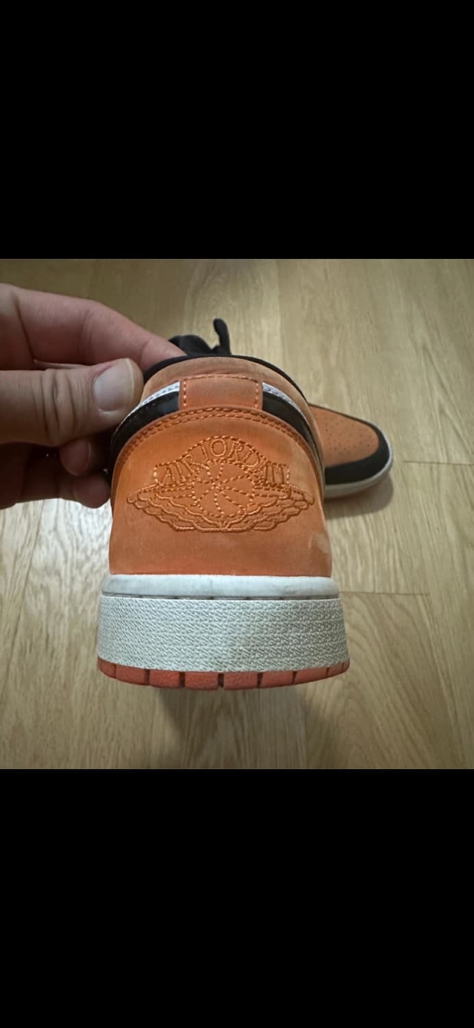 나이키 에어조던 1로우 쉐터드 백보드 상품이미지2