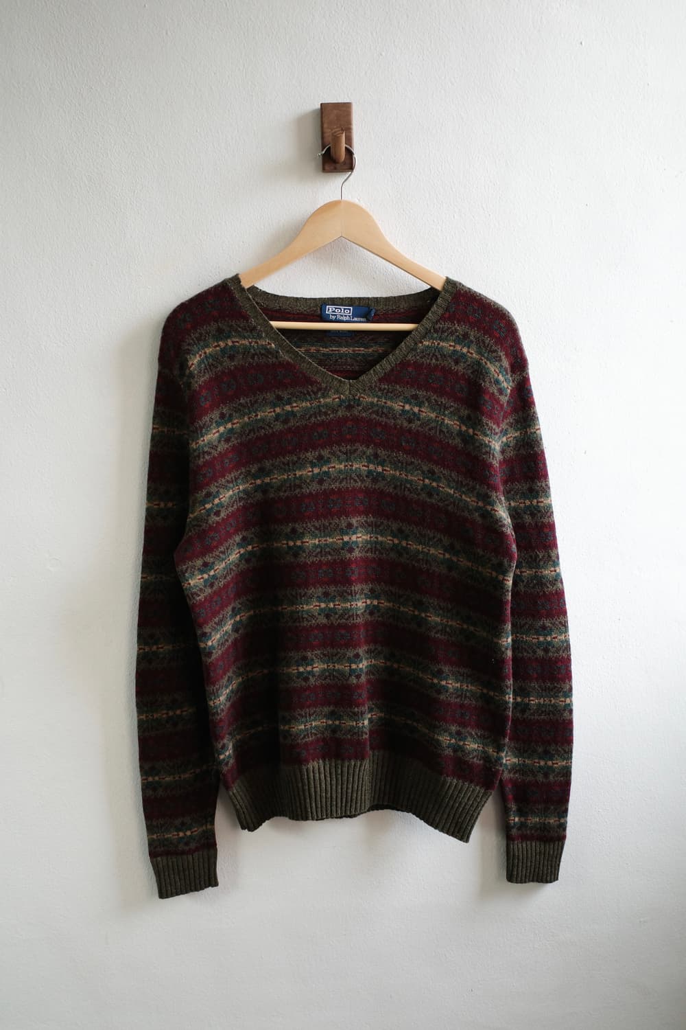 폴로 페어아일 브이넥 니트  상품이미지2