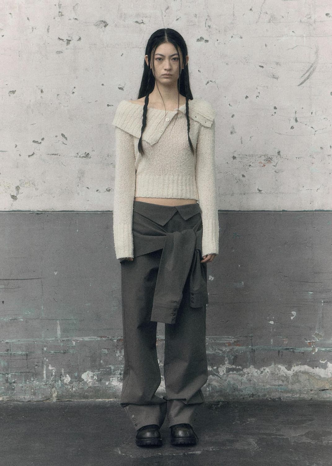 택0) 보헤미안서울 리브드 버튼 오프숄더 상품이미지3