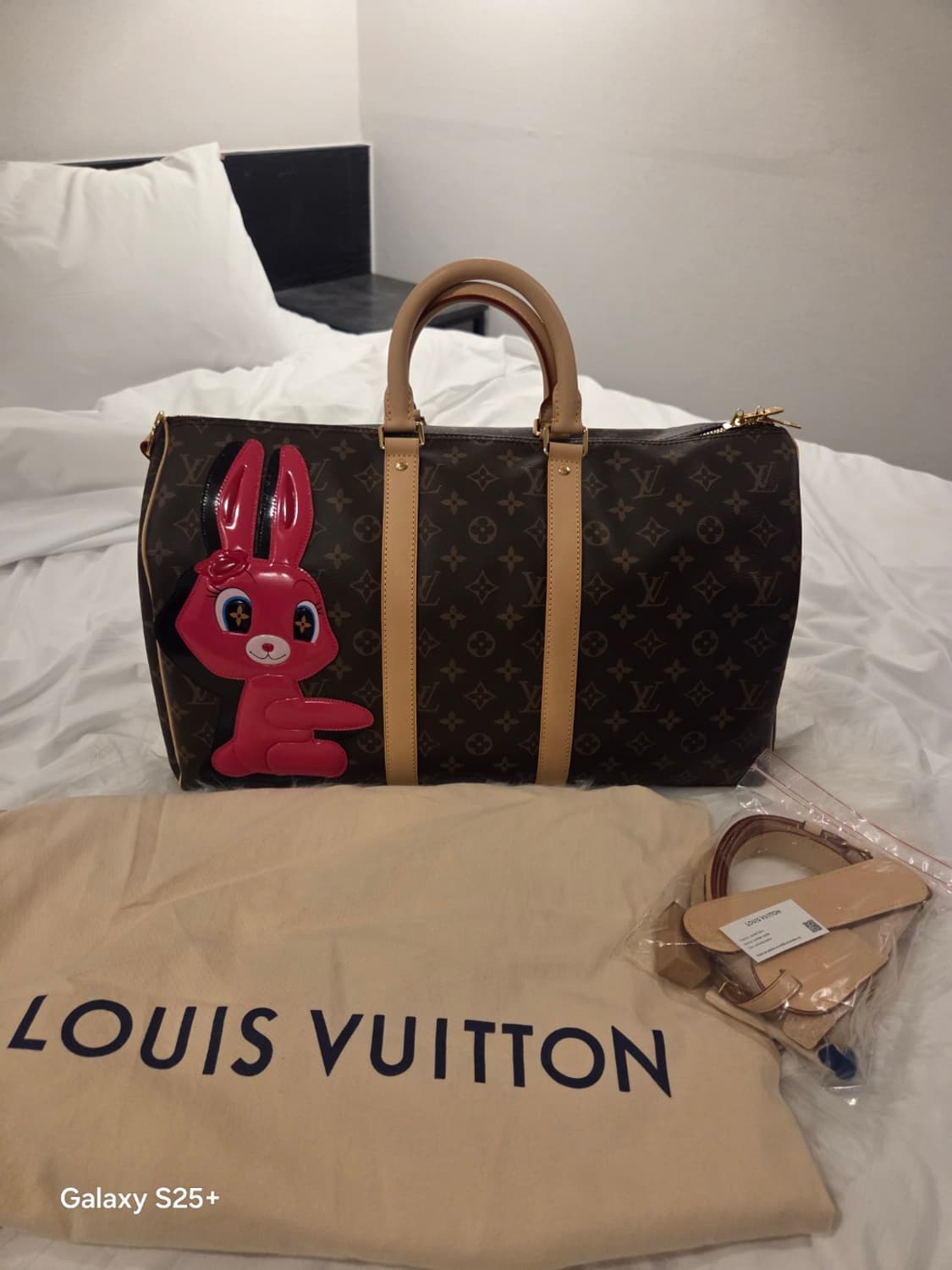 루이비통 모노그램 키폴 반둘리에 45 슌이텐  한정판 상품이미지5