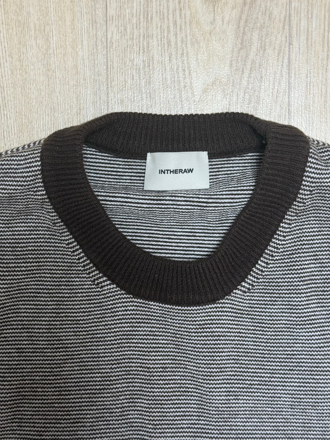 인더로우 WOOL COTTON STRIPE KNIT CREWNECK 상품이미지3