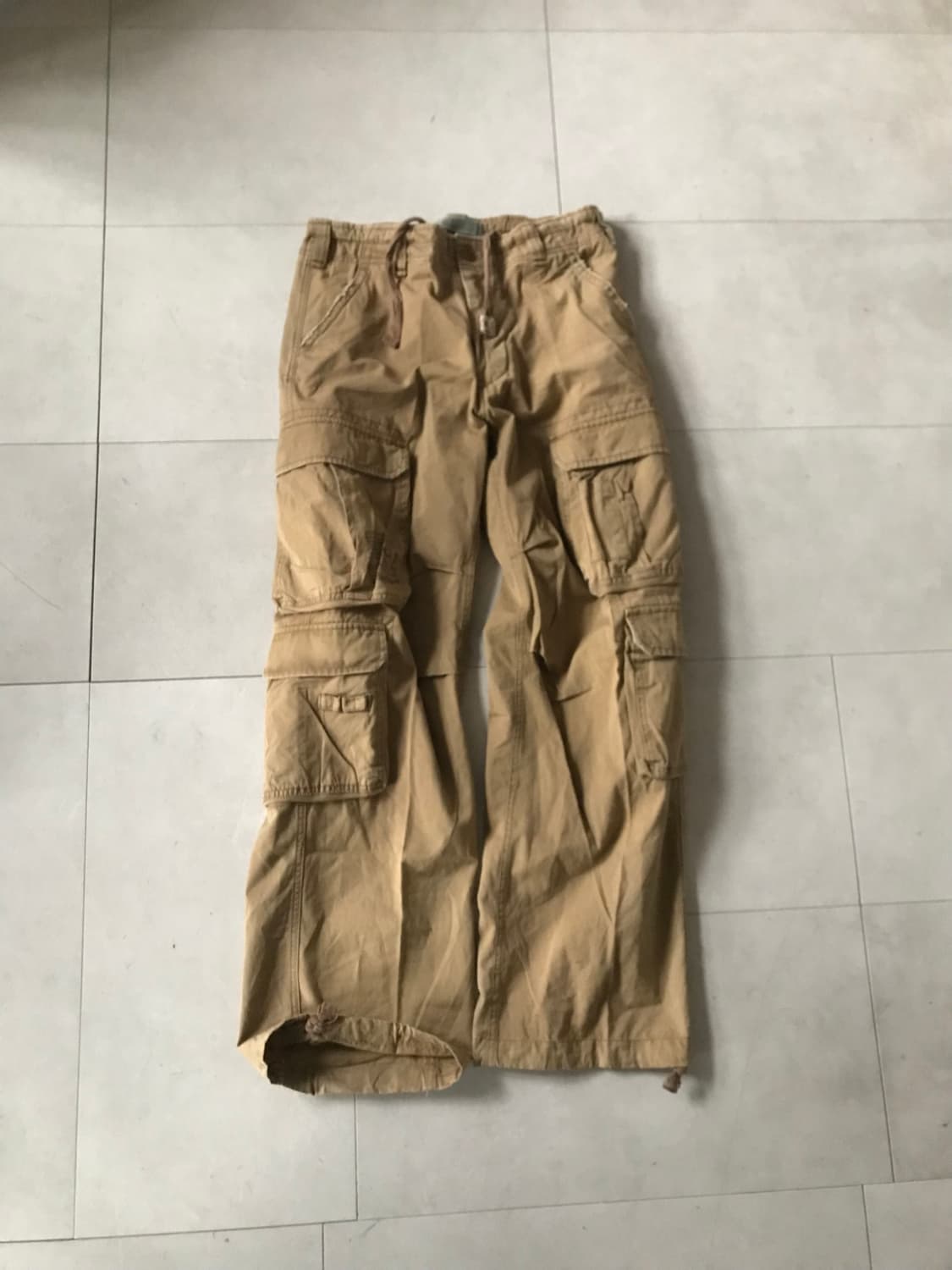 아베크롬비 베이지 멀티포켓 카고팬츠 상품이미지6