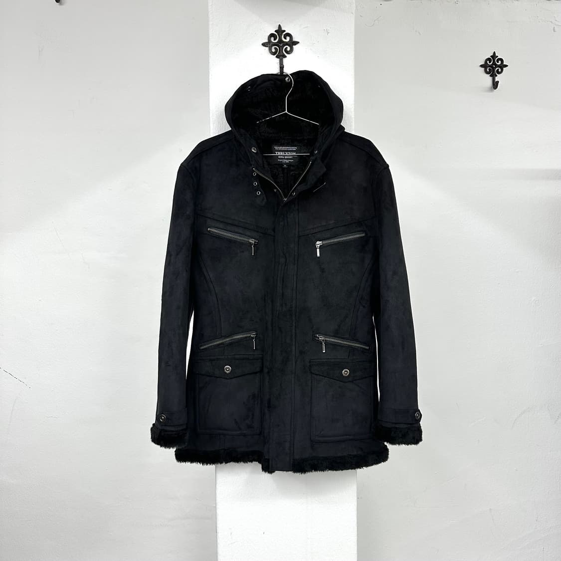 Thruxton mouton hood jacket 상품이미지1