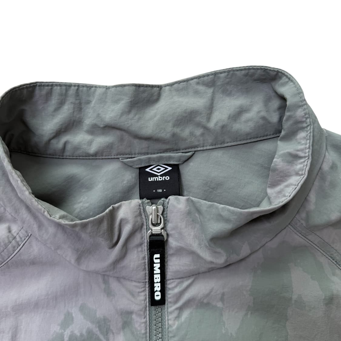 엄브로 바람막이 상품이미지2