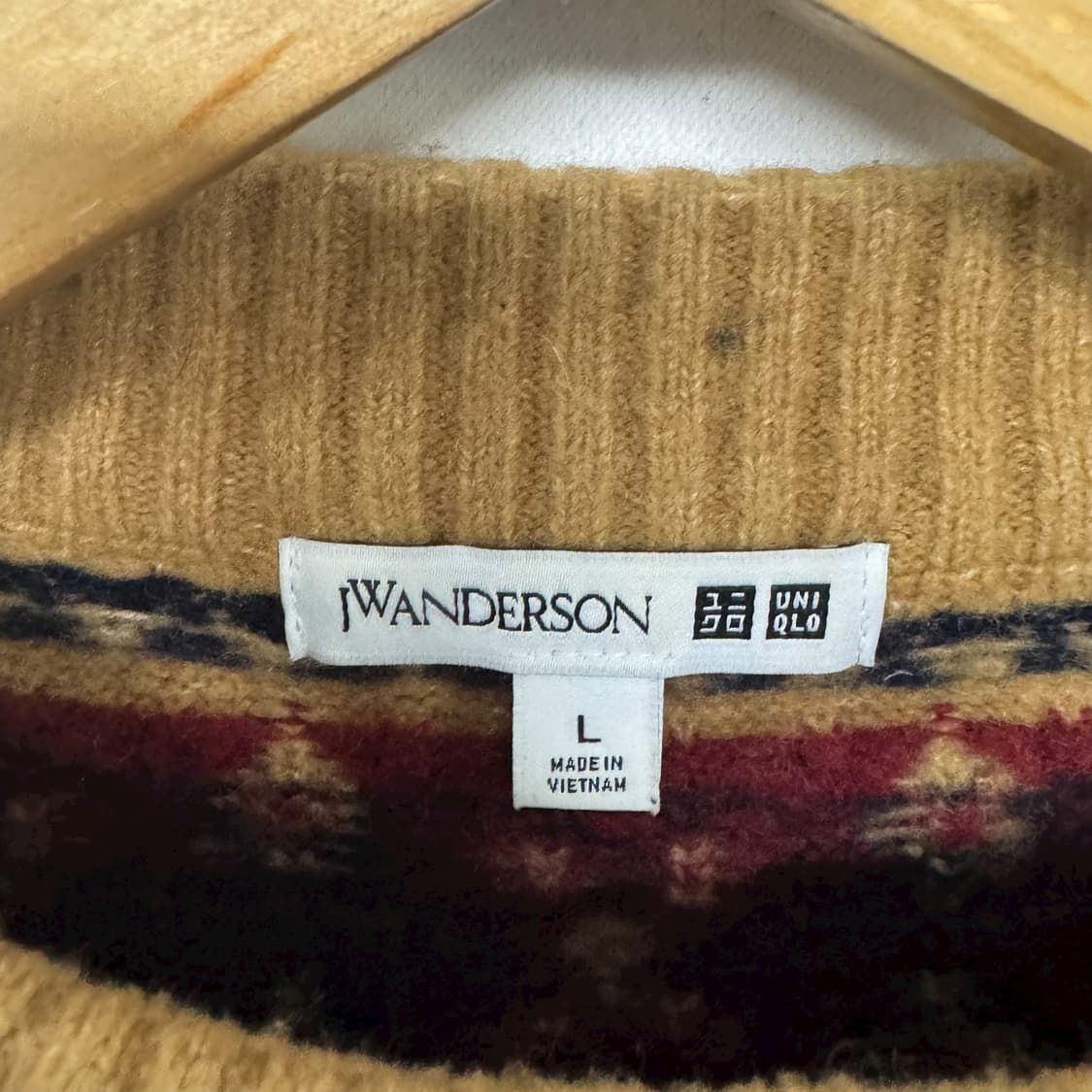 유니클로 X JW앤더슨 울블렌드 에스닉패턴 니트 상품이미지3