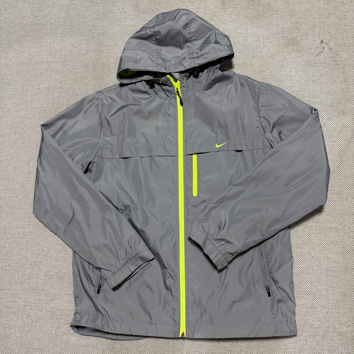 나이키 스몰 스우시 바람막이 자켓 상품이미지1