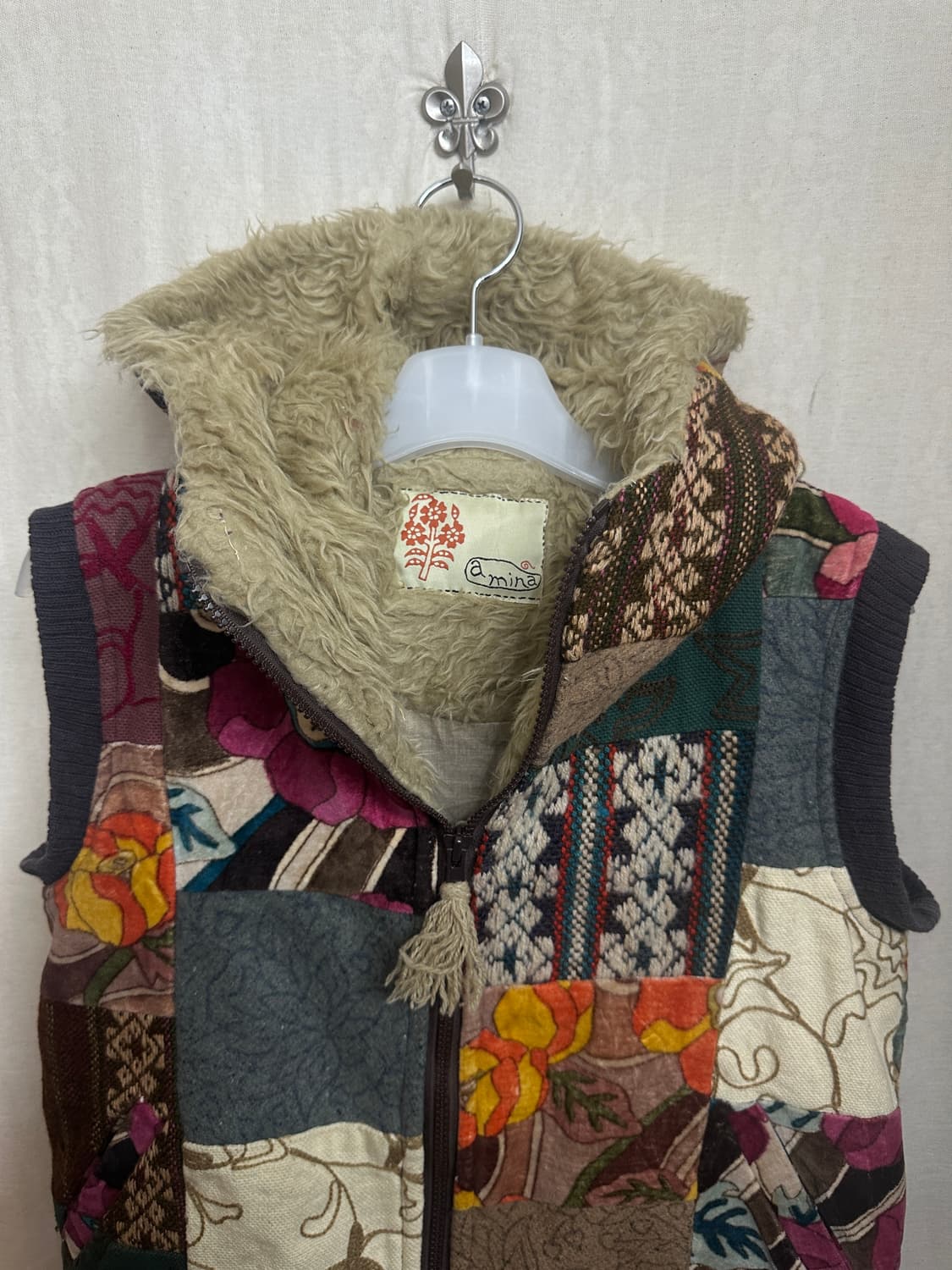 amina 패치워크 후드 베스트 에스닉 상품이미지6