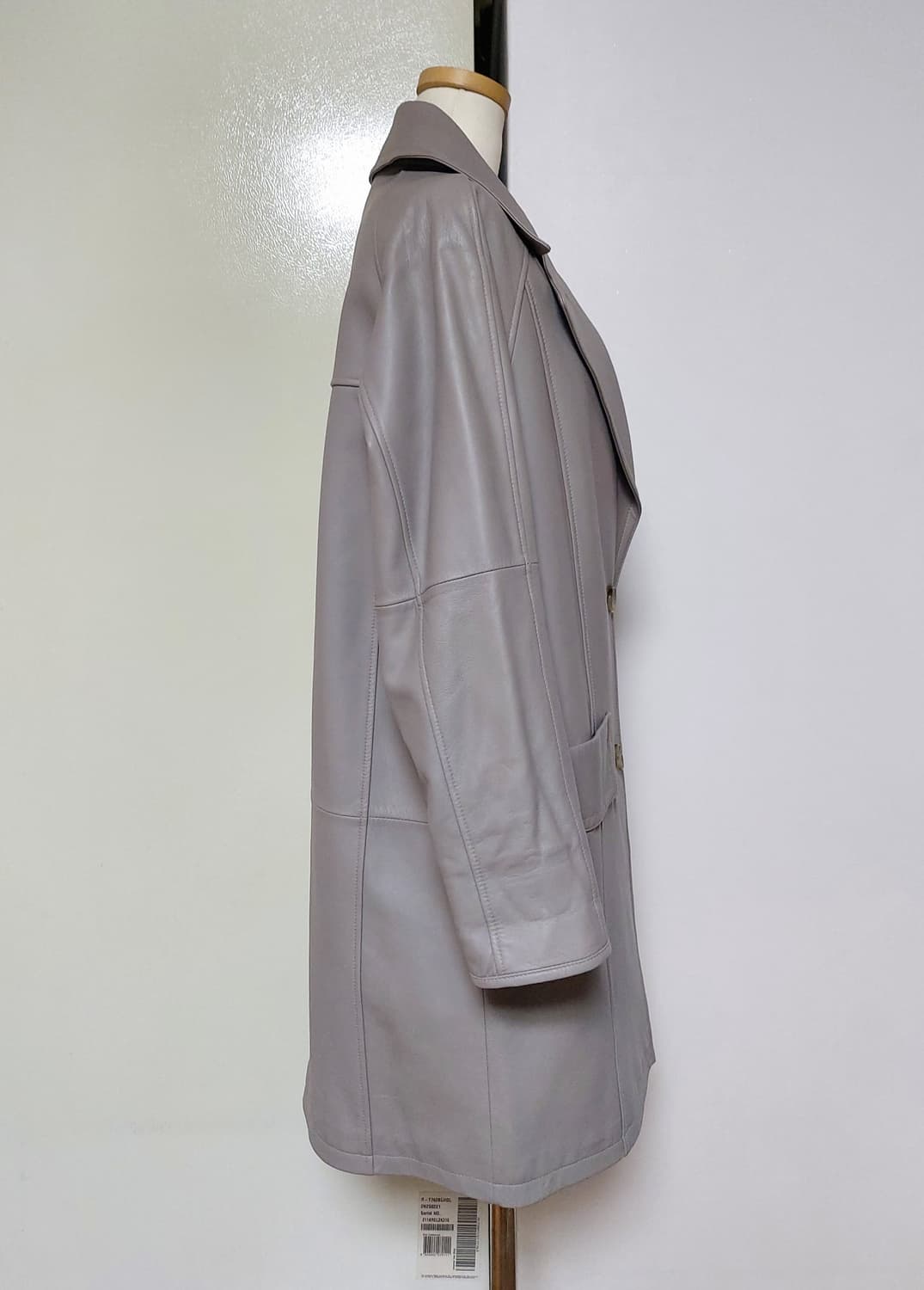 로보(ROBO) 여성 양가죽 코트 (M)

 상품이미지2