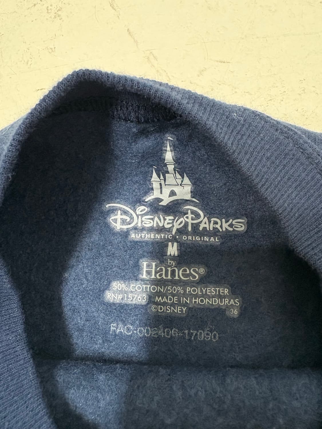 00's Disney Mickey  by  Hanes Sweatshirt 상품이미지4