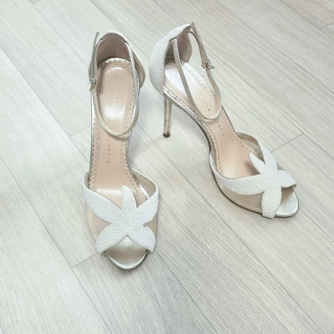 샬롯 올림피아 오픈토힐 하이힐 구두 슈즈 (240/37) 굽10.5 상품이미지1