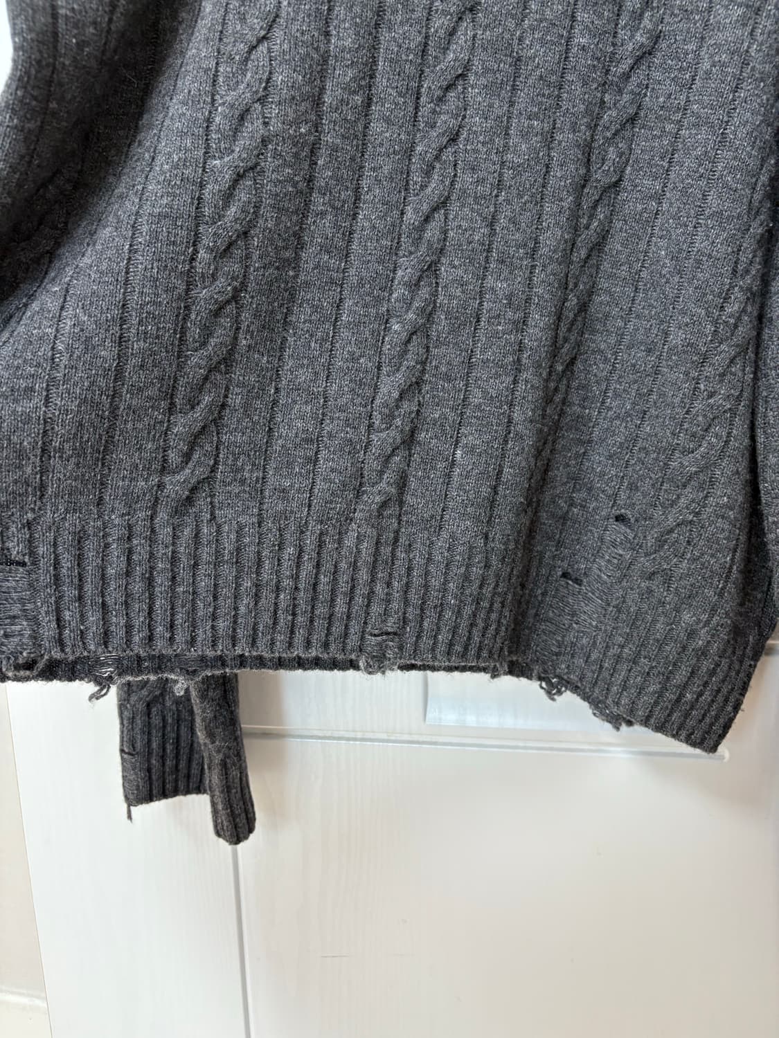 로우클래식 케이블 니트 차콜 M  상품이미지8