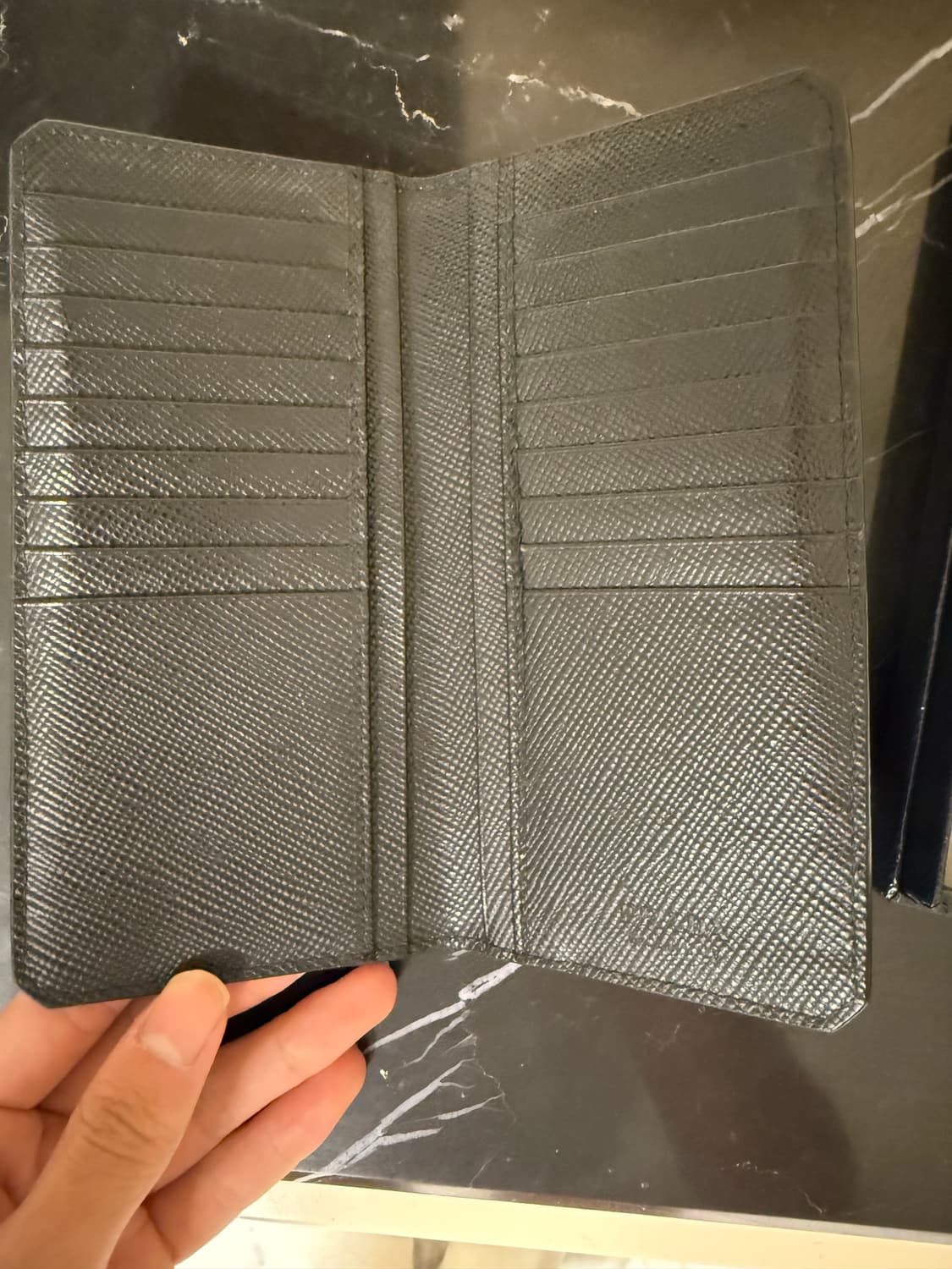 프라다 사피아노 장지갑 블랙 상품이미지4