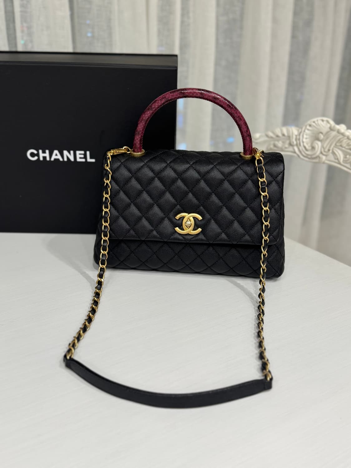 샤넬 코코핸들 캐비어 미디움 28사이즈 상품이미지1