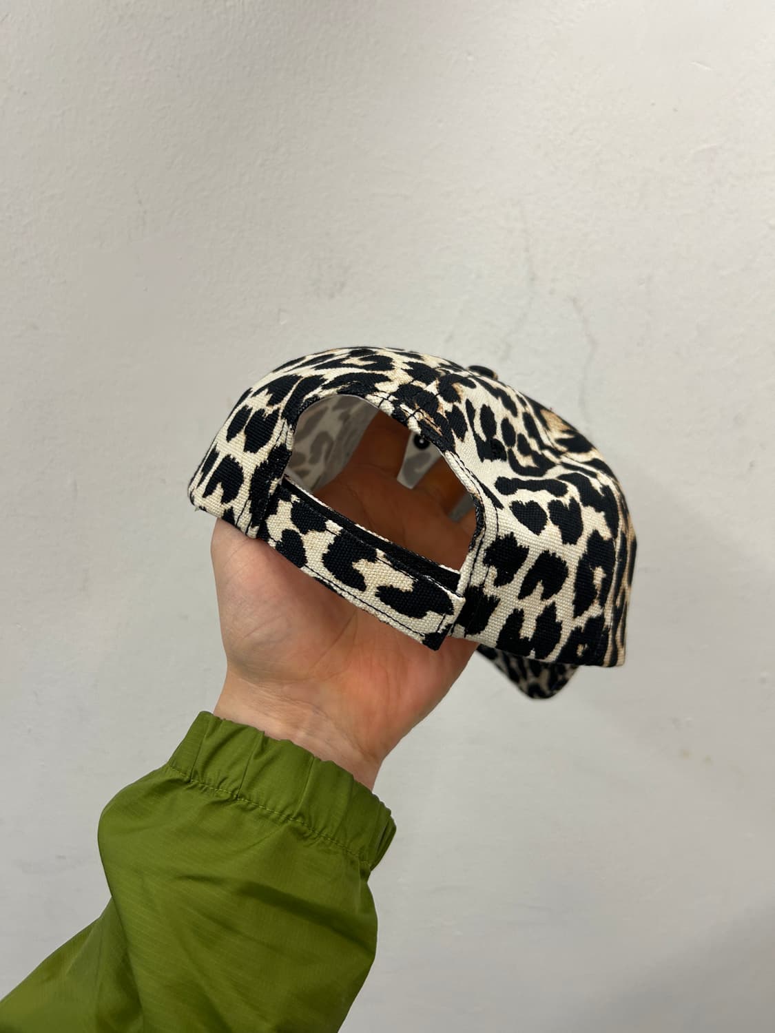 가니 레오파드 볼캡 상품이미지4