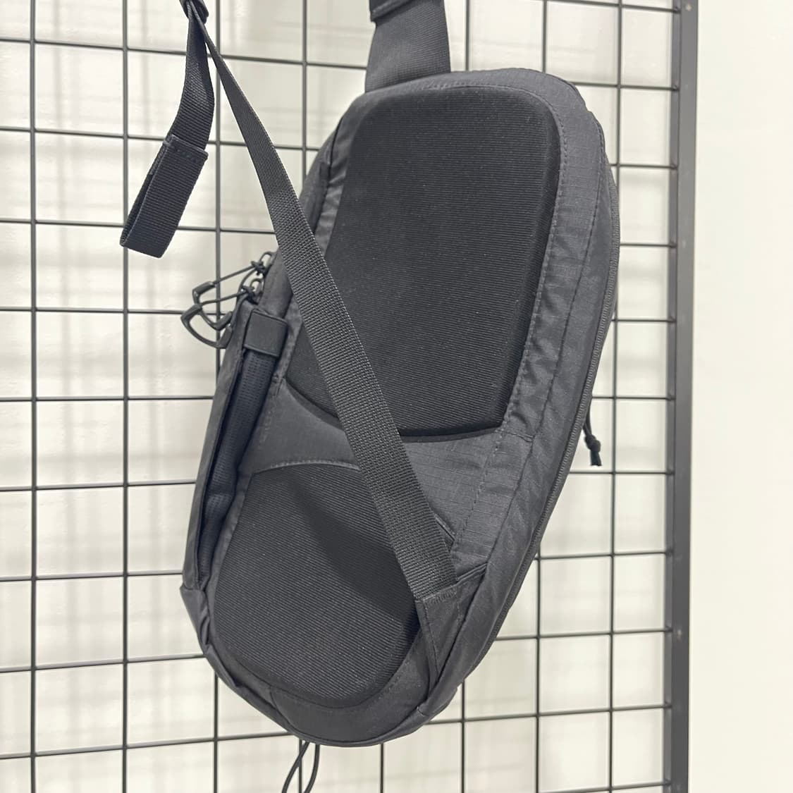 노스페이스 미니 크로스백 BOREALIS (6L) 상품이미지5