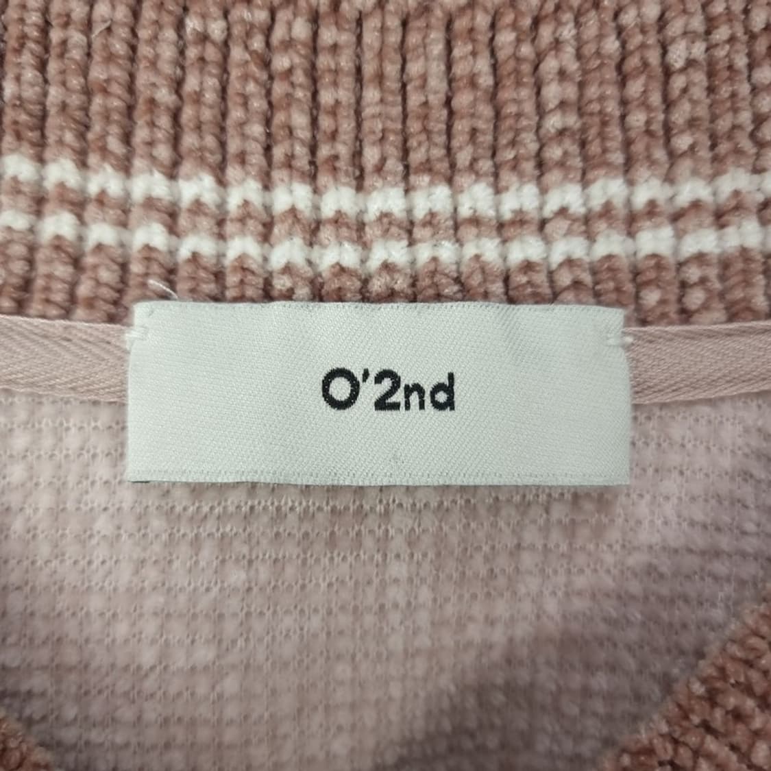 [오즈세컨] 22F/W 루즈핏 브이넥 니트 M18579 상품이미지7