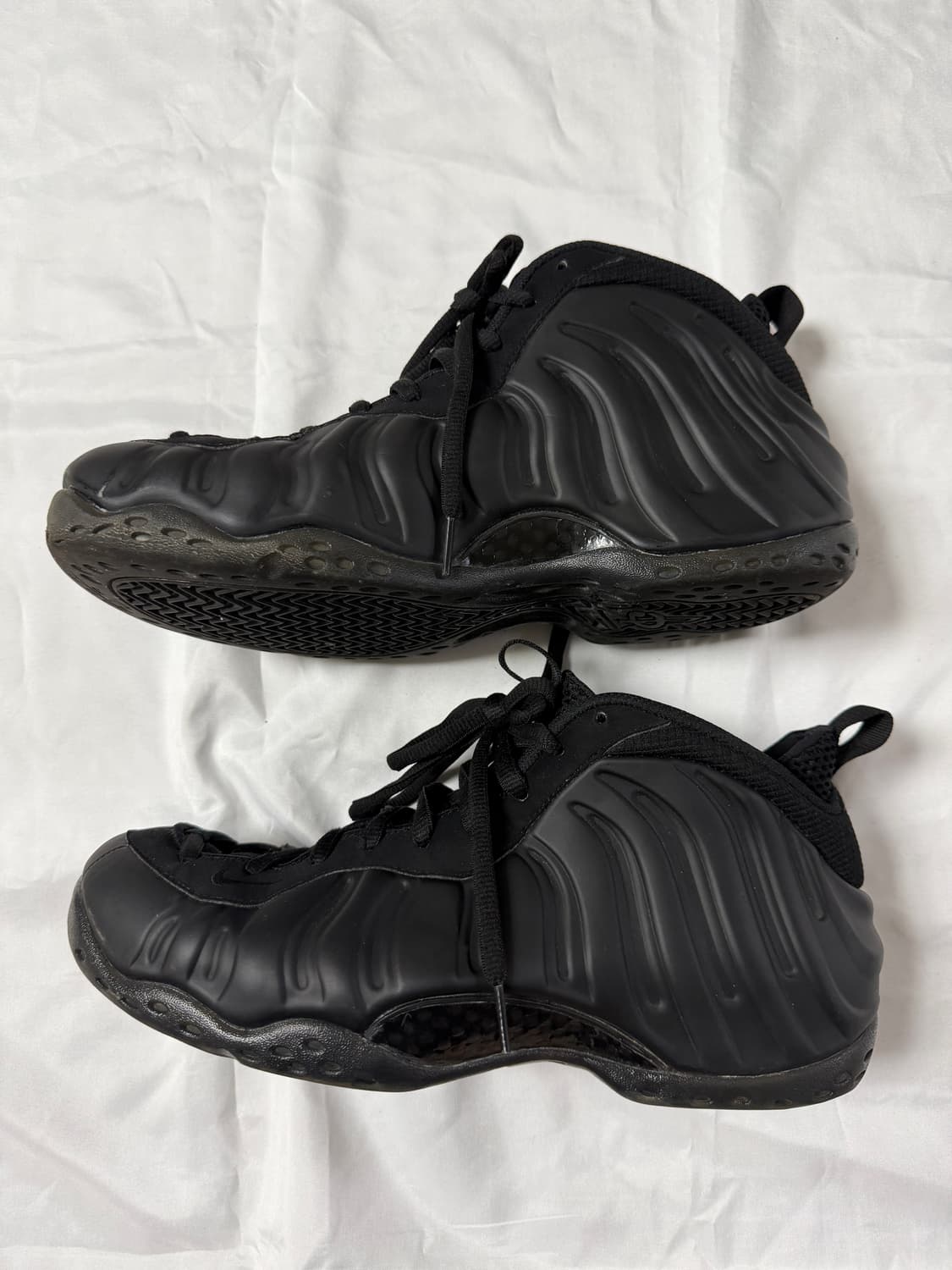 [285] 나이키 에어 폼포짓 원 블랙 앤트러사이트 상품이미지3