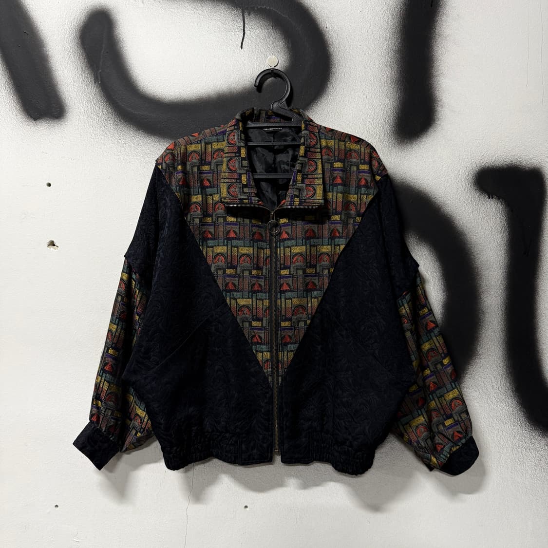 VTG 빈티지 에스닉 풀 패턴 가오리핏 하이넥 집업 봄버 자켓 상품이미지1