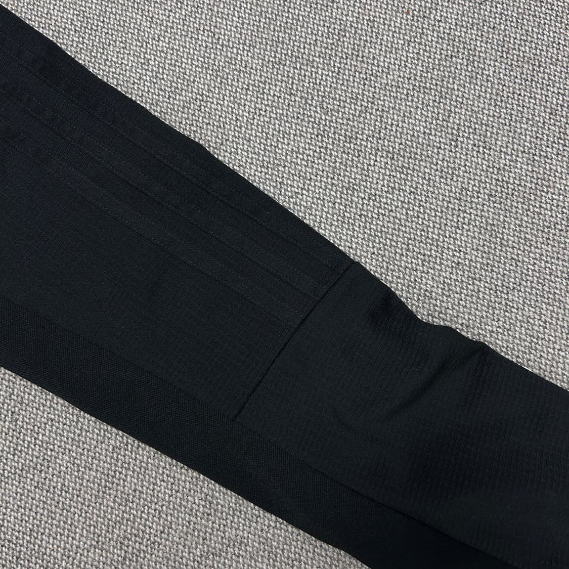 아디다스 독일 국대 올블랙 트랙탑(실측S) 상품이미지4