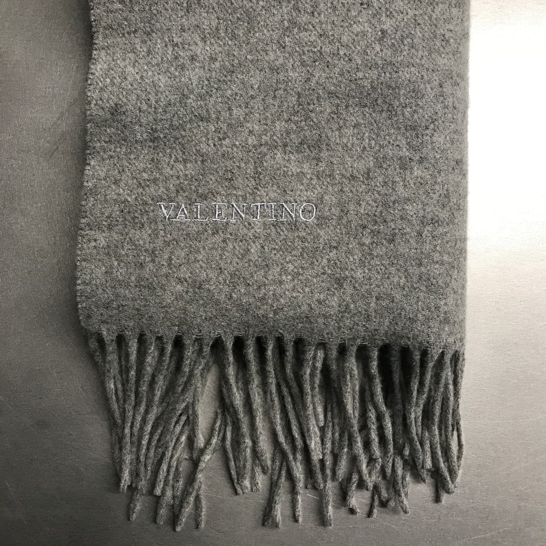 발렌티노 머플러 그레이  상품이미지3