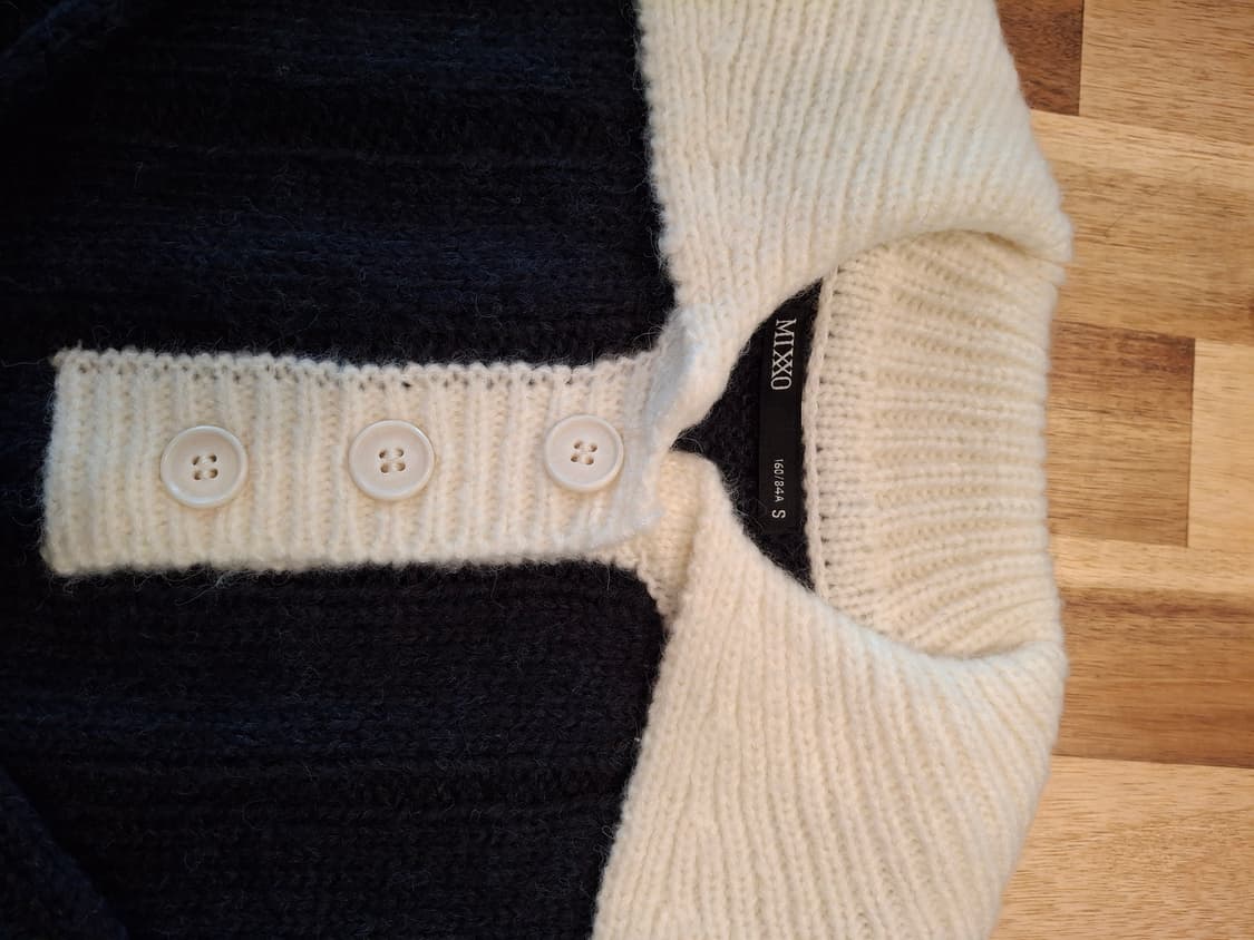 (마지막특가) 미쏘 카라 니트 s 새상품 상품이미지2