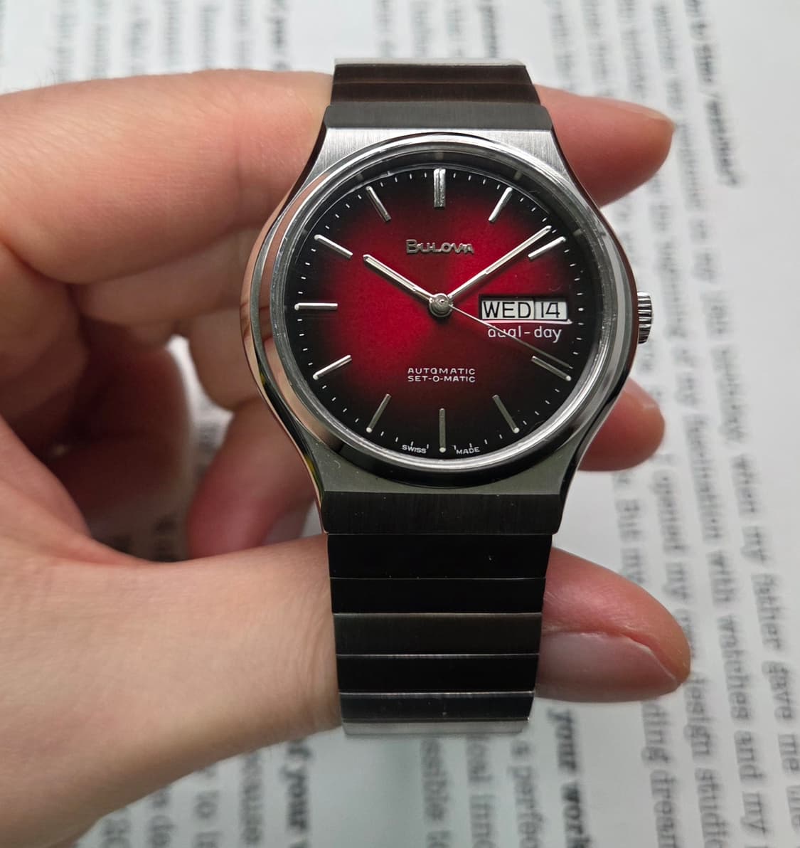 빈티지 부로바 데이데이트 투톤레드(붉은말의해) 뻐뻐시 통줄브슬 ver.
 상품이미지3