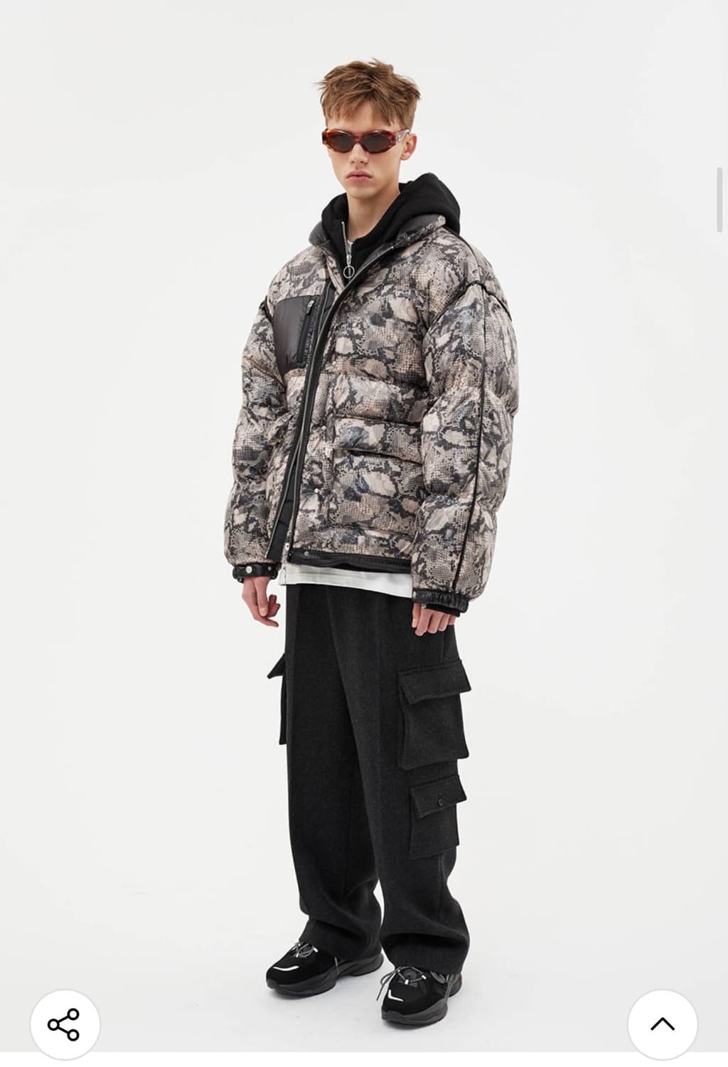 앤더슨벨 Andersson Bell 노아 파이톤 리버시블 다운 패딩 L 상품이미지9