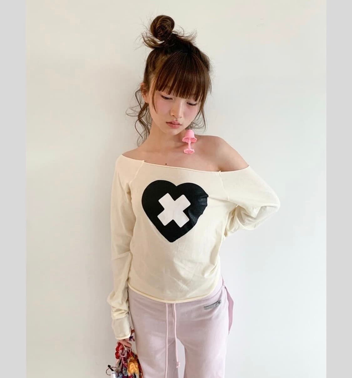 샵페어리 cross heartcut off t- shirt 상품이미지1