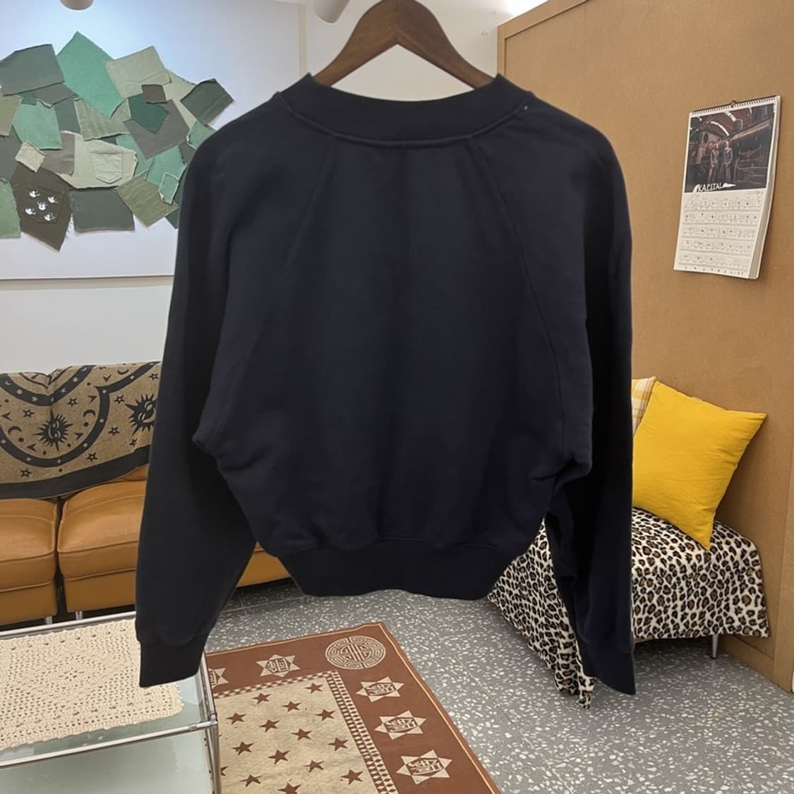 렉토 빈티지 모던 캐주얼 시그니처 로고  브이넥 맨투맨 F C10017 상품이미지4