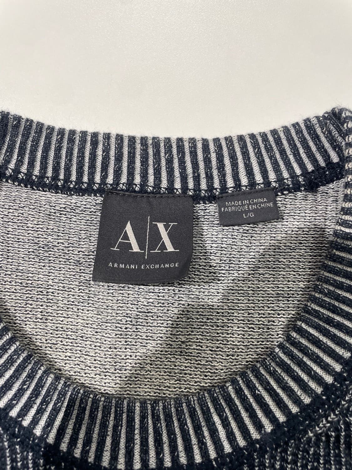 아르마니 익스체인지 네이비 이니셜 로고 크루넥 니트 상품이미지7