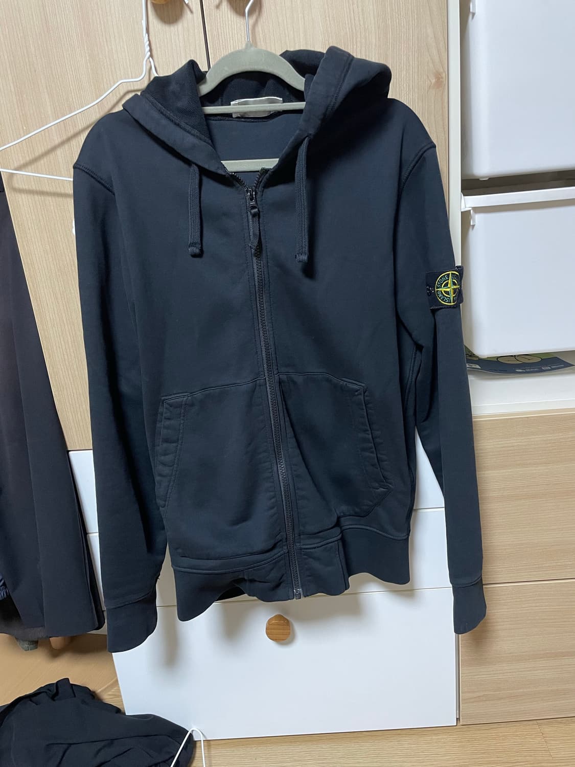 스톤아일랜드 블랙 후드집업 s 상품이미지1