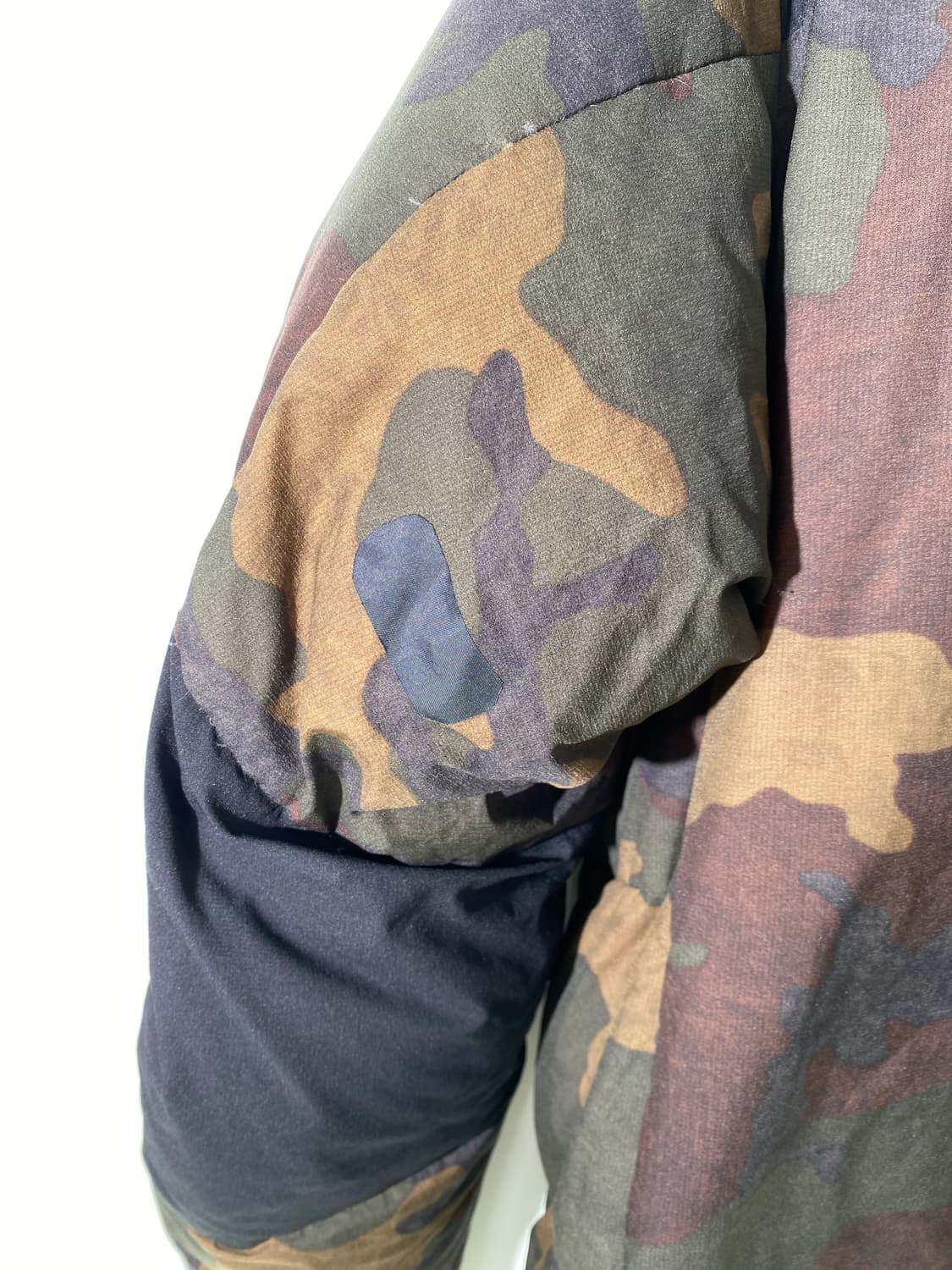 노스페이스 발트로 라이트 카모 푸퍼 패딩 자켓 상품이미지10