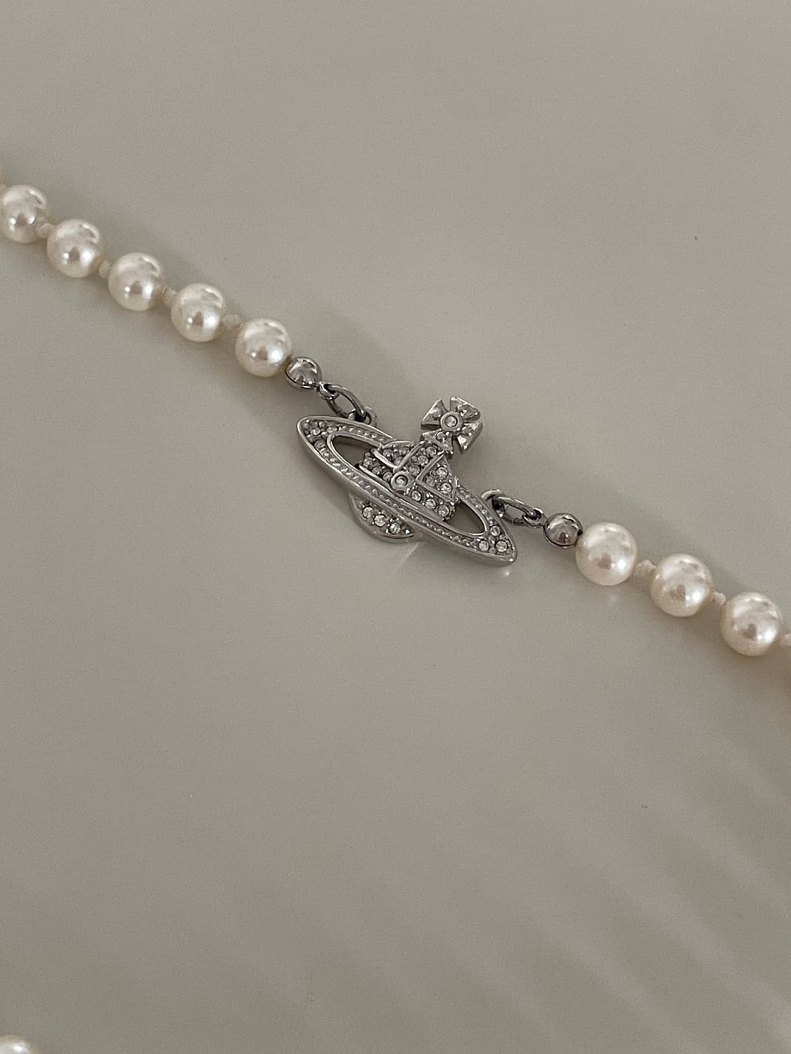 [풀박스] 비비안웨스트우드 미니 펄 바스 릴리프 네클리스 실버 상품이미지7