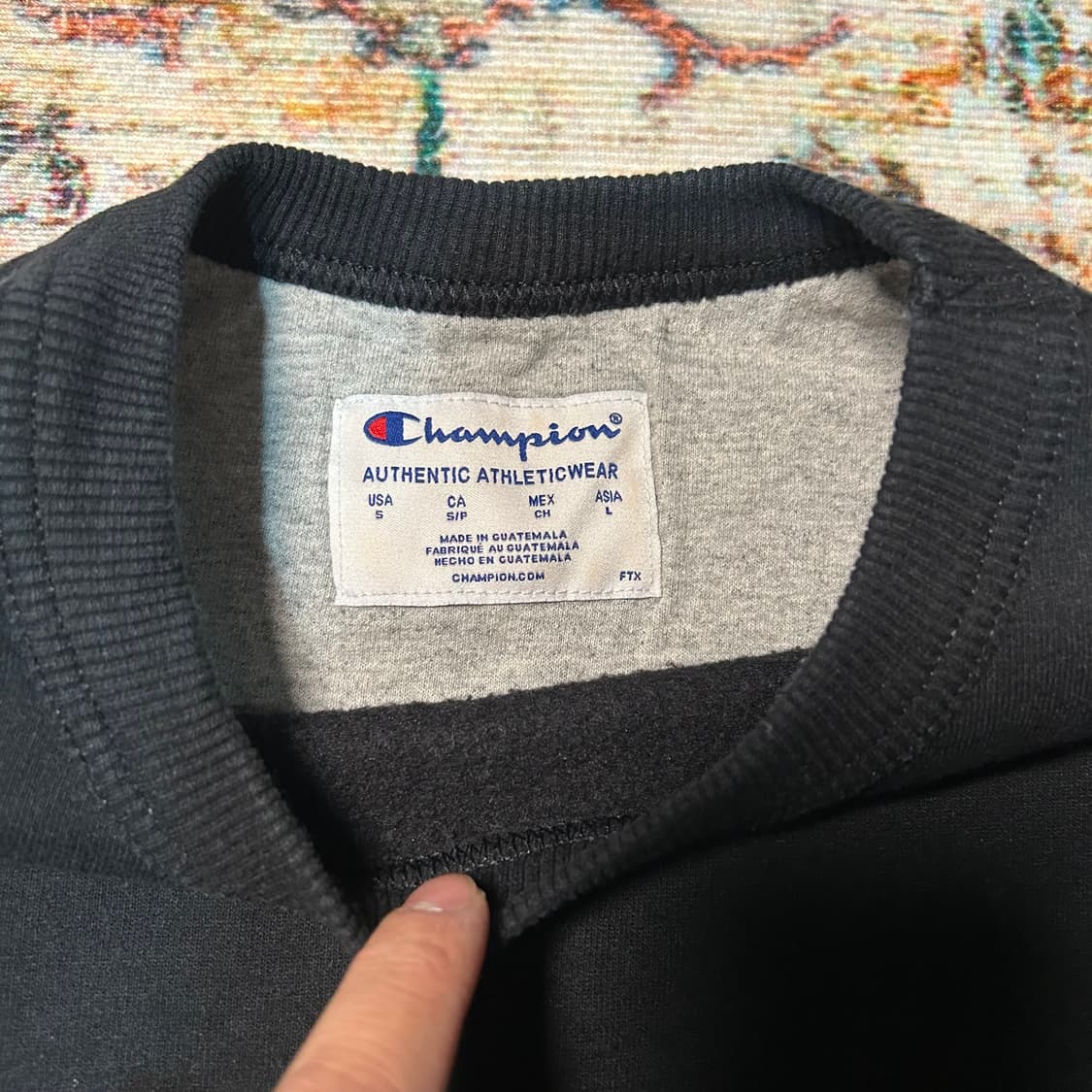 [L] 챔피온 블랙 맨투맨 상품이미지3