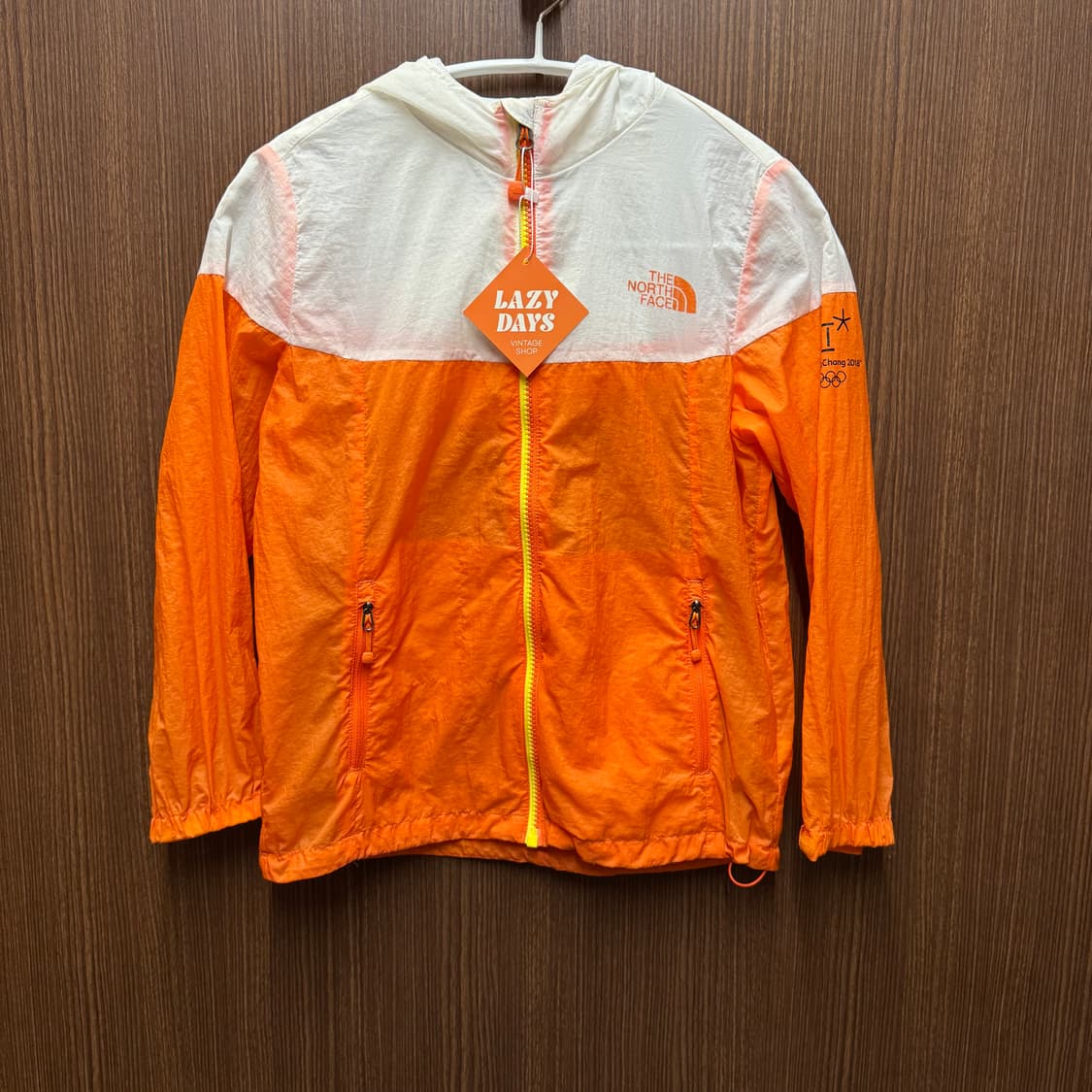 노스페이스 초경량 바람막이 140 상품이미지1