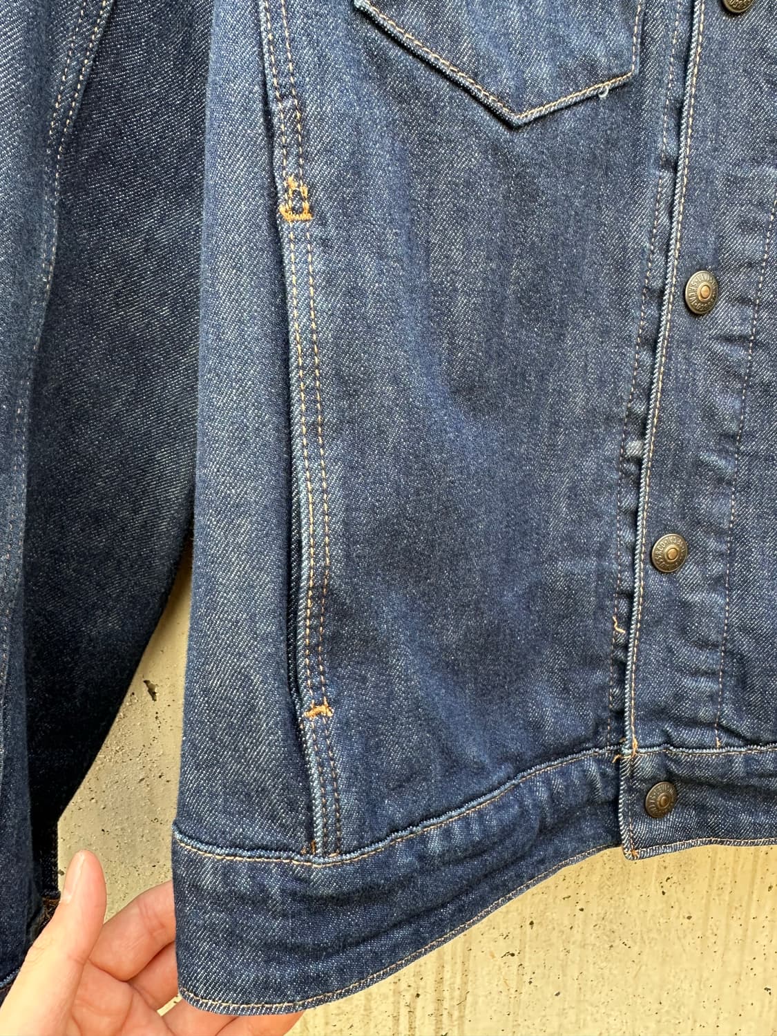 리바이스 엔지니어드 데님 트러커 자켓  상품이미지4