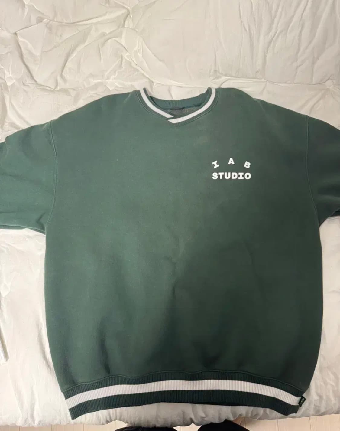 Iab studio x Yonex 스웻셔츠 그린 판매합니다 상품이미지1