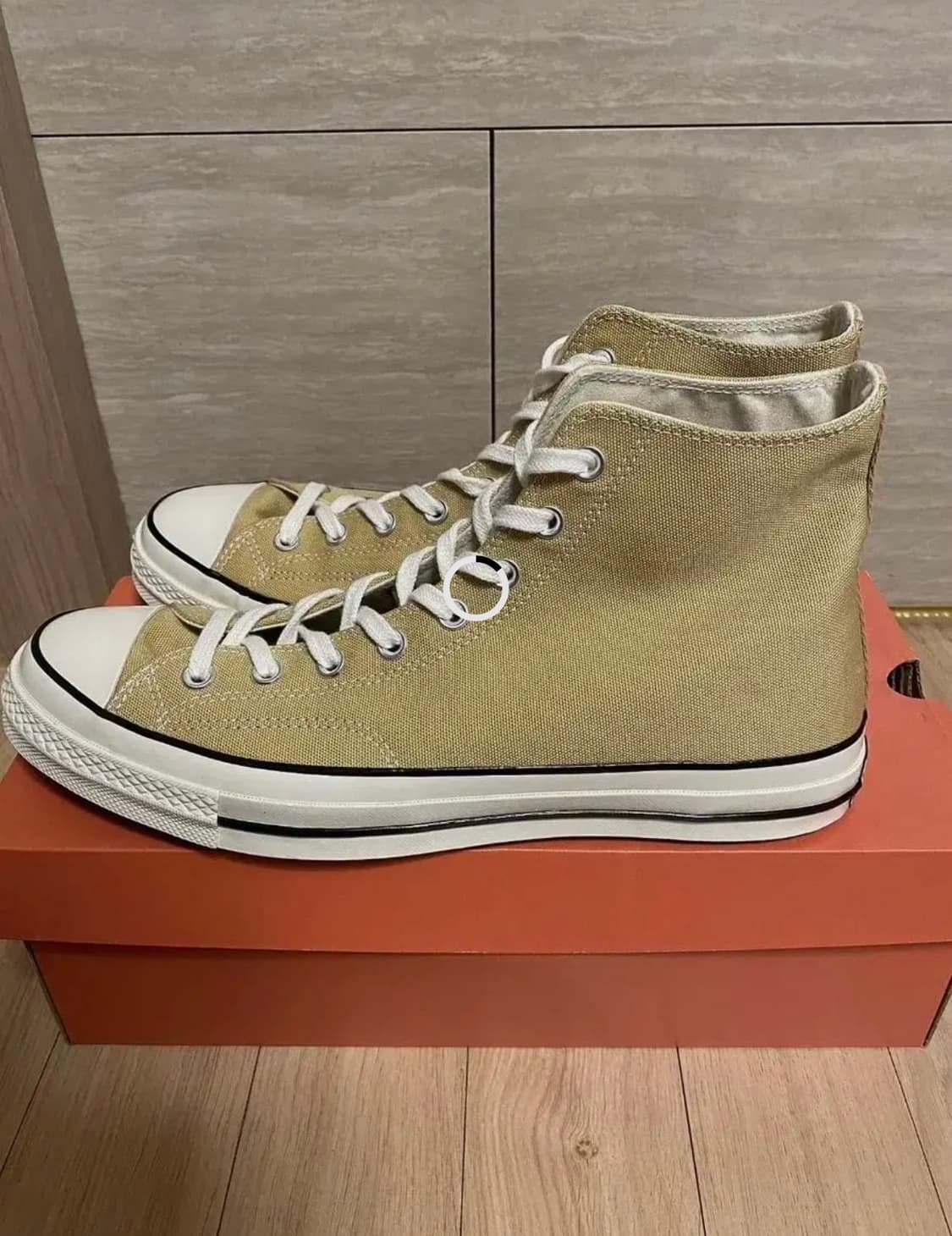 [300] 컨버스 척테일러 70s 하이 클럽 골드 컬러 상품이미지2