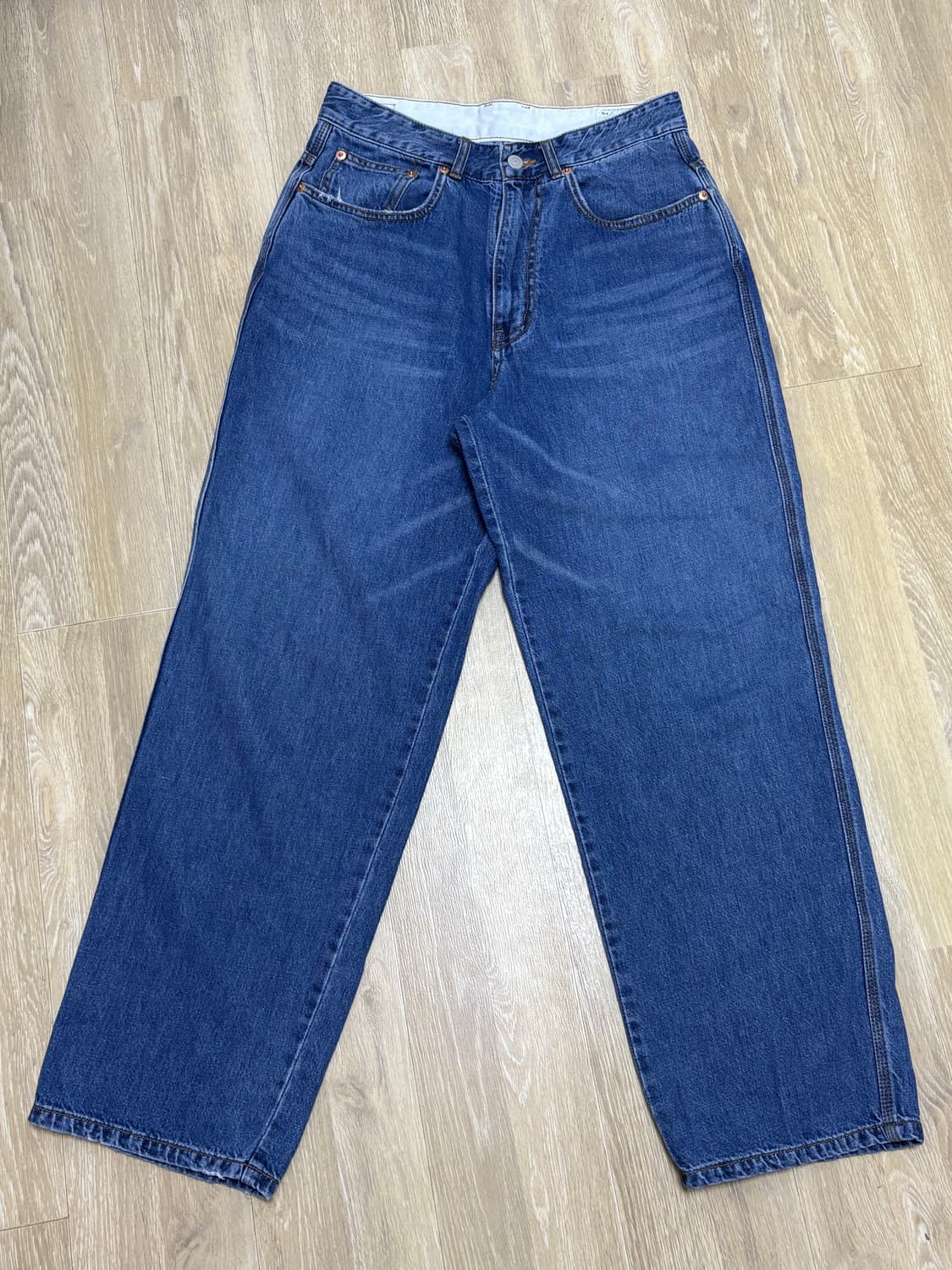 신품급) 25SS 홀리선 블루본 테이퍼드 데님 30 상품이미지3