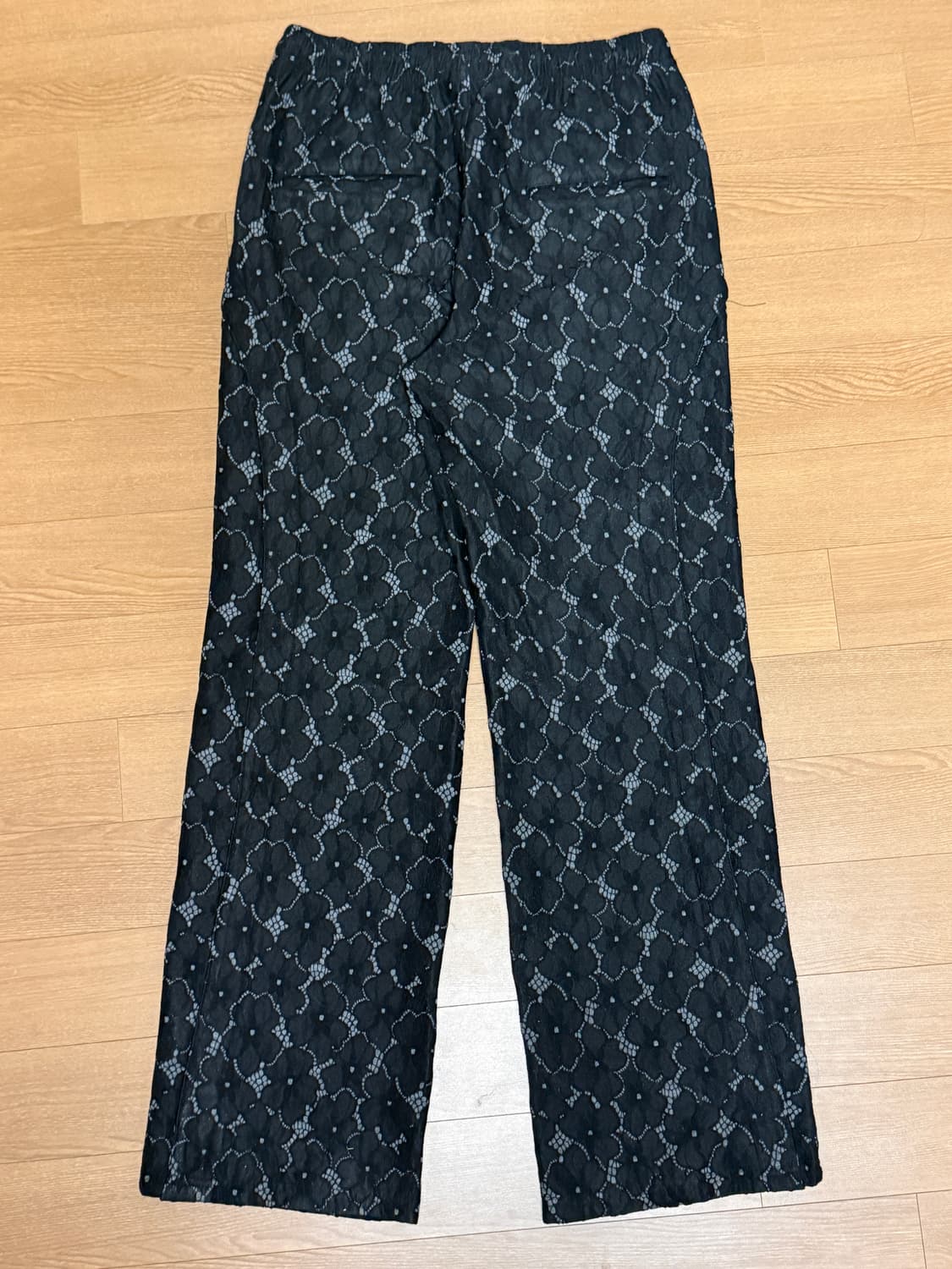 엔더슨밸 플라워 레이스 트랙팬츠 상품이미지2