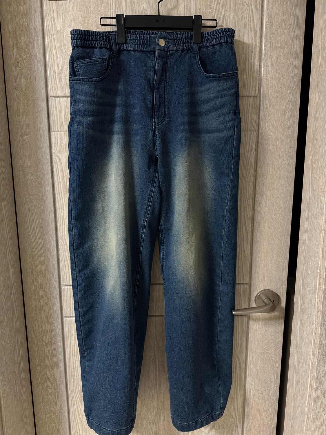 솔리드옴므 밴딩 블루와이드 워싱데님 팬츠. 상품이미지4