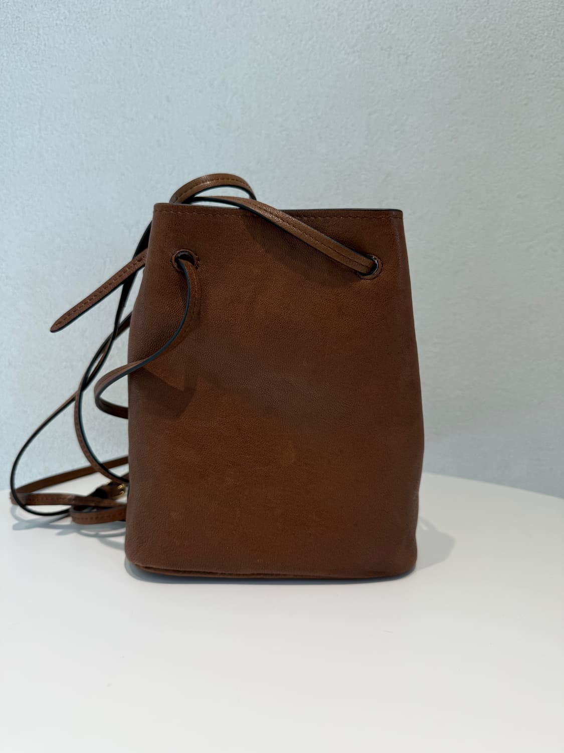 미우미우 나파 미니백 상품이미지4