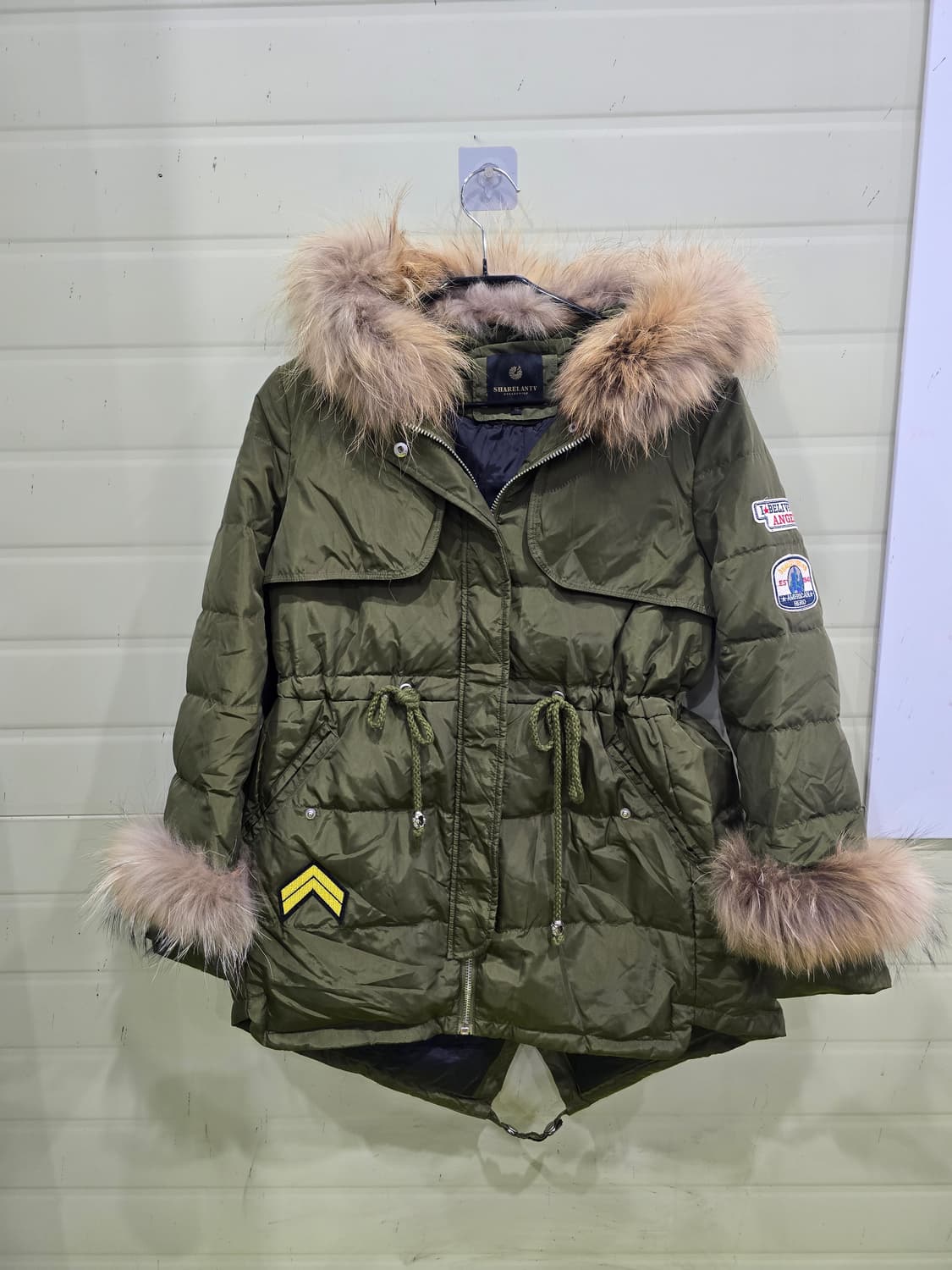 SHARELANTV 카키 라쿤털 패딩 40 상품이미지1