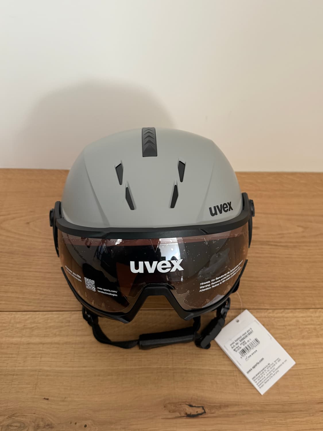 유벡스 인스팅트 바이저 프로 V 그레이-매트 59-61cm 상품이미지1