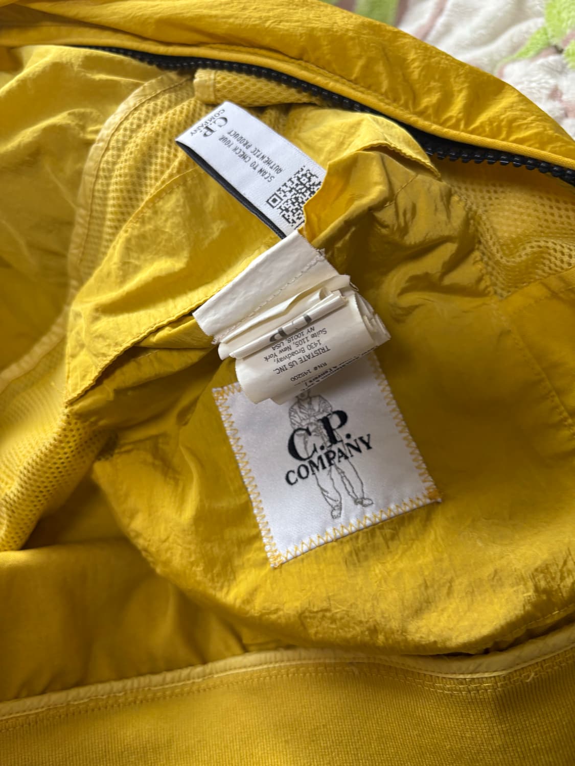 cp컴퍼니 옐로우 자켓L 상품이미지3