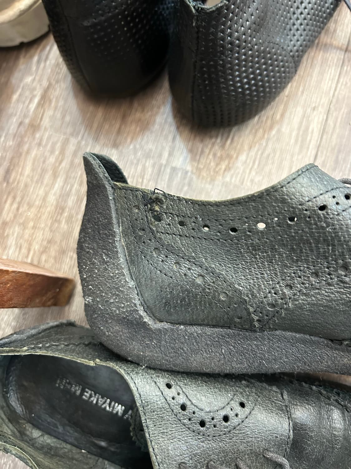 이세이 미야케 맨 돈피 브로그 더비 슈즈 상품이미지6