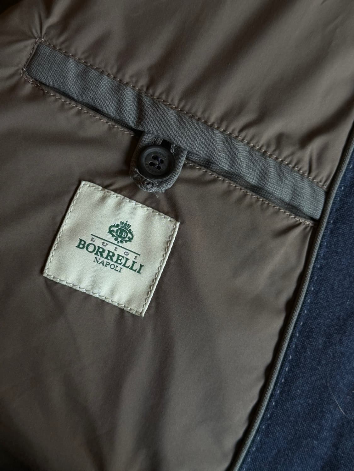 루이지 보렐리의 다운코트 ITA52 / 105 상품이미지7