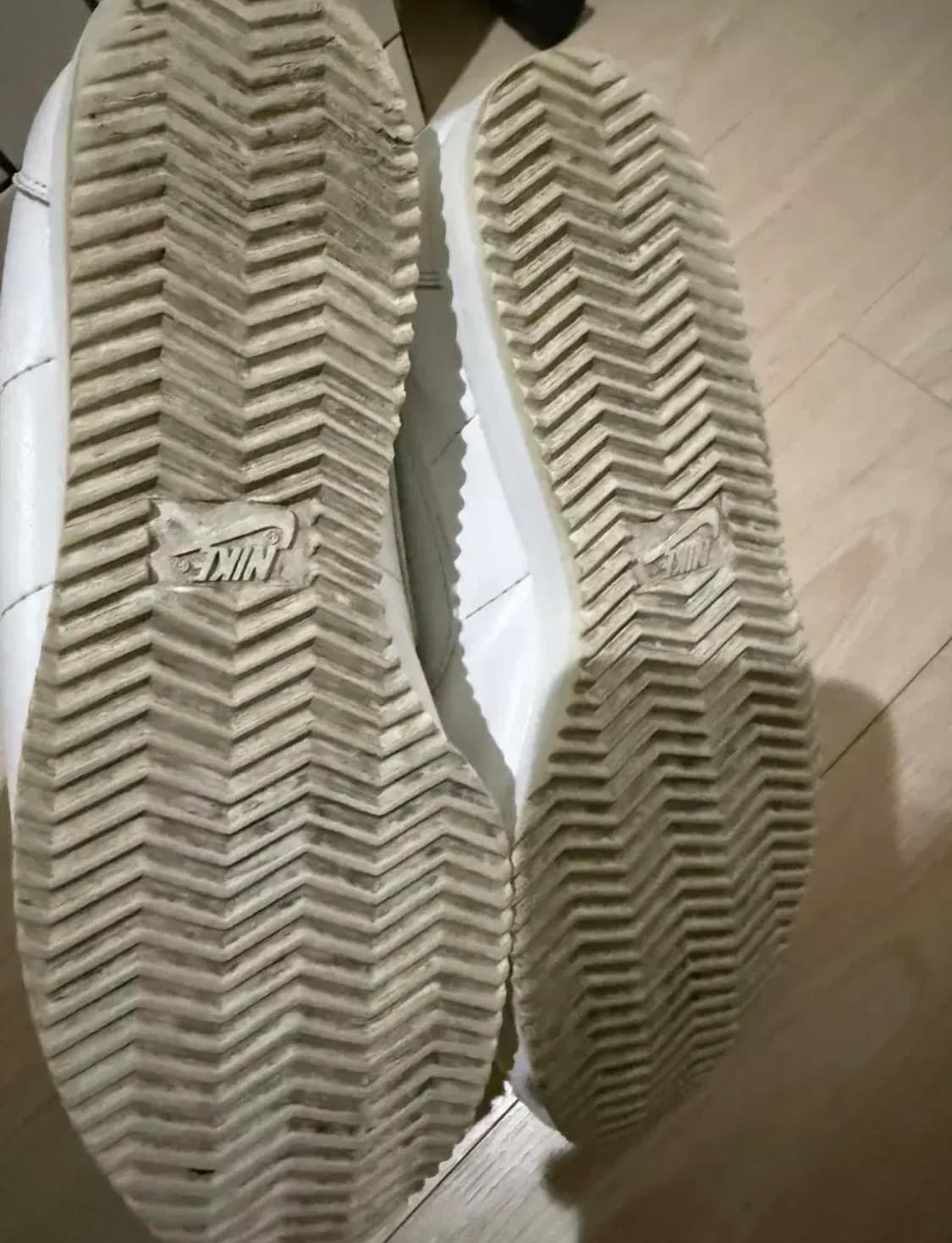 나이키 클래식 코르테즈 레더 올흰 250 상품이미지5