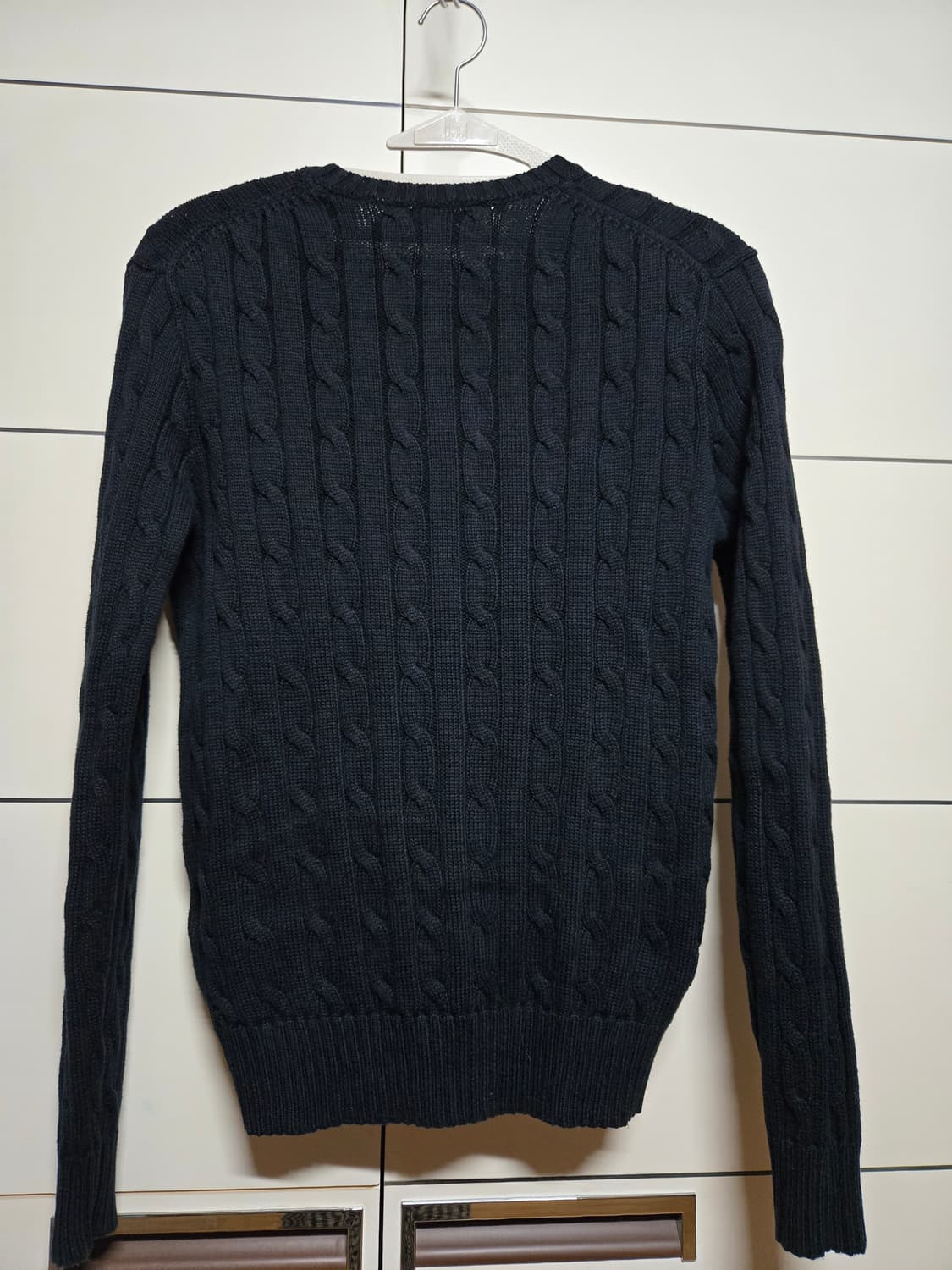 폴로 랄프로렌 블랙 브이넥 케이블 니트 상품이미지5