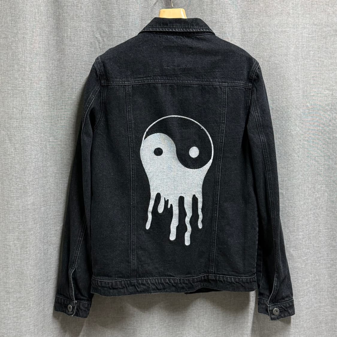 [M] 리쿼앤포커 블랙 데님 청자켓 상품이미지1